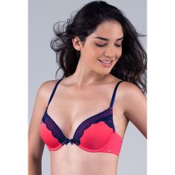 Biustonosz Julie Push-Up. Szare biustonosze bardotka Astratex, z haftami, z koronki. Za 74,99 zł.