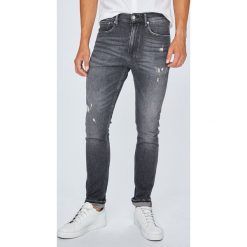 Calvin Klein Jeans - Jeansy 016. Szare jeansy męskie marki Calvin Klein Jeans, z elastanu. W wyprzedaży za 399,90 zł.