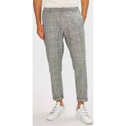 Scotch & Soda - Spodnie. Szare spodnie męskie marki Scotch & Soda, na co dzień, z haftami, z bawełny, casualowe. W wyprzedaży za 299,90 zł.