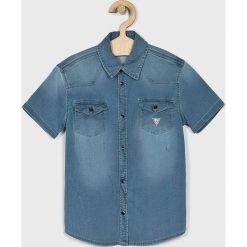 Guess Jeans - Koszula dziecięca 118-175 cm. Niebieskie koszule chłopięce z aplikacjami, z elastanu, casualowe, krótkie. W wyprzedaży za 119,90 zł.