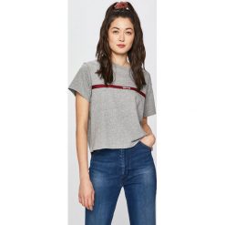 Levi's - Top. Szare topy damskie marki Levi's®, s, z nadrukiem, z bawełny, z okrągłym kołnierzem. Za 119,90 zł.
