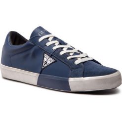Sneakersy GUESS - FM5NRY ELE12 SPACE. Niebieskie sneakersy męskie Guess, na co dzień, z aplikacjami, z zamszu, klasyczne, bez zapięcia. Za 399,00 zł.
