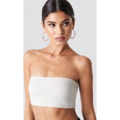 Nicki x NA-KD Top mini bandeau - White. Białe topy damskie marki Nicki x NA-KD, bez wzorów, bez kołnierzyka. Za 52,95 zł.