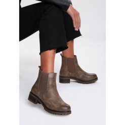 Khaki Botki Exotic Garden. Brązowe botki damskie Inny, bez obcasa, na płaskiej podeszwie, bez zapięcia. Za 119,99 zł.