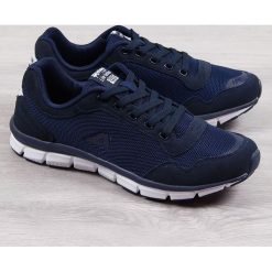 Buty sportowe skórzane męskie granatowe American Club - granatowy. Niebieskie buty sportowe męskie American CLUB, bez zapięcia. Za 109,99 zł.