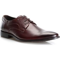 Buty męskie. Pomarańczowe półbuty męskie Wittchen, bez wzorów, ze skóry, bez zapięcia. W wyprzedaży za 299,90 zł.