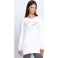 Biała Tunika Another Word. Białe tuniki damskie z długim rękawem Born2be, l, z napisami, z okrągłym kołnierzem. Za 39,99 zł.