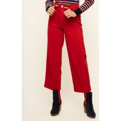 Jeansy Regular Fit TOMMY HILFIGER Bell Bottom WW0WW26490. Czerwone jeansy damskie TOMMY HILFIGER. W wyprzedaży za 359,00 zł.