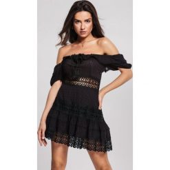 Czarna Sukienka Considerations. Czarne sukienki damskie Renee, s, bez wzorów, bez kołnierzyka, bez rękawów, mini. Za 169,99 zł.