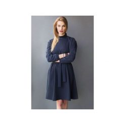 Sukienka CHARMING DRESS DEEP NAVY. Niebieskie sukienki damskie TRUE COLOR by Ann, na co dzień, xs, bez wzorów, eleganckie, z klasycznym kołnierzykiem, z długim rękawem, długie, mini, trapezowe. Za 490,00 zł.
