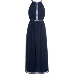 Sukienka z dekoltem halter, długa bonprix ciemnoniebieski. Niebieskie sukienki damskie bonprix, z aplikacjami, bez kołnierzyka, z długim rękawem, długie, maxi. Za 64,99 zł.