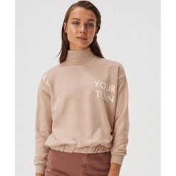 Bluza ze ściągaczem w talii - Różowy. Różowe bluzy damskie Sinsay, s, bez wzorów, bez rękawów, bez kaptura. Za 39,99 zł.
