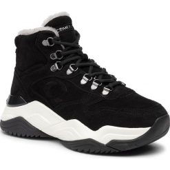 Sneakersy CRIME LONDON - 25321AA2.20 Czarny. Czarne półbuty damskie Crime London, bez wzorów, ze skóry, bez obcasa, na płaskiej podeszwie, bez zapięcia. W wyprzedaży za 569,00 zł.
