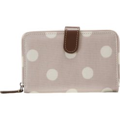 Portfele damskie: Cath Kidston FOLDED ZIP WALLET Portfel fawn