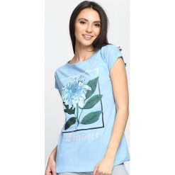 Niebieski T-shirt Grand Theft Autumn. Niebieskie bluzki damskie Born2be, l. Za 19,99 zł.