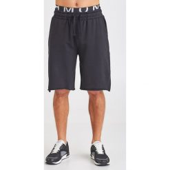 BERMUDY john richmond sport. Spodenki sportowe męskie John Richmond Sport, xl, bez wzorów, sportowe. W wyprzedaży za 255,20 zł.