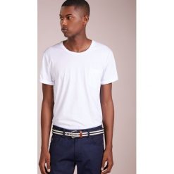 Hackett London GROGRAIN Pasek blue/ white. Białe paski męskie marki Hackett London, w paski, z materiału. Za 419,00 zł.