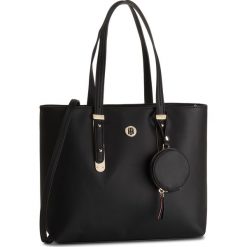 Torebka TOMMY HILFIGER - Modern Hardware Med Tote AW0AW06918 002. Czarne torebki klasyczne damskie TOMMY HILFIGER, bez wzorów, ze skóry ekologicznej, eleganckie, bez dodatków. Za 749,00 zł.