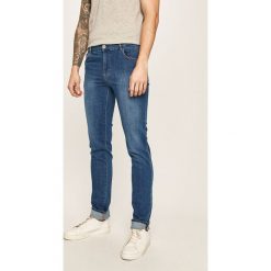Trussardi Jeans - Jeansy 370 close. Niebieskie jeansy męskie Trussardi Jeans, z aplikacjami. Za 549,90 zł.