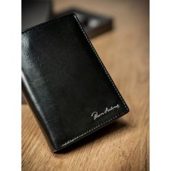 Portfel męski skórzany RFID Pierre Andreus czarny - Czarny. Czarne portfele męskie PIERRE ANDREUS, bez wzorów, ze skóry. Za 99,99 zł.