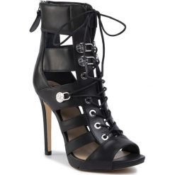 Szpilki GUESS - Abette FL5ABE LEA03 BLACK. Czarne półbuty damskie Guess, z aplikacjami, ze skóry ekologicznej, bez obcasa, na obcasie, bez zapięcia. Za 879,00 zł.