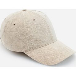 Czapka z daszkiem w jodełkę - Beżowy. Brązowe czapki męskie Reserved, bez wzorów. W wyprzedaży za 39,99 zł.
