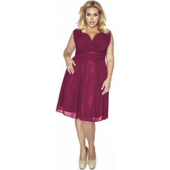 Bordowa Sukienka z Kopertowym Dekoltem PLUS SIZE. Czerwone sukienki na komunię marki Molly.pl, plus size, z kopertowym dekoltem, plus size, na ramiączkach, kopertowe. Za 209,90 zł.