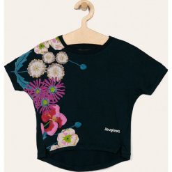 Desigual - T-shirt dziecięcy 104-164 cm. Niebieskie bluzki dziewczęce Desigual, z nadrukiem, z elastanu, z okrągłym kołnierzem, krótkie. Za 149,90 zł.