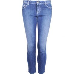 Emporio Armani Jeansy "J03 Skinny". Białe jeansy damskie Emporio Armani. Za 549,00 zł.