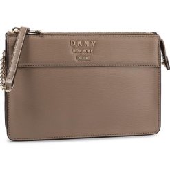 Torebka DKNY - Ava Top Zip Cbody Su R93E3D69 Dune DUN. Pomarańczowe topy damskie DKNY, bez wzorów, ze skóry, bez kołnierzyka. W wyprzedaży za 539,00 zł.