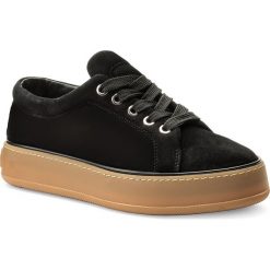 Sneakersy MAXMARA - MM84 452115896 Nero 004. Czarne półbuty damskie marki MaxMara, bez wzorów, ze skóry, bez obcasa, na koturnie, bez zapięcia. W wyprzedaży za 699,00 zł.