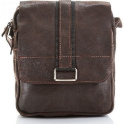 Skórzana torba męska listonoszka Paolo Peruzzi Adventure GA131 ciemnobrązowa - c. brązowy. Pomarańczowe torby męskie skórzane Paolo Peruzzi, w paski, ze skóry. Za 199,99 zł.