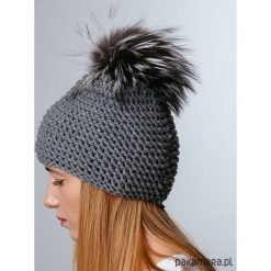 Czapka z wełny merynosowej. Szare czapki zimowe damskie marki Pakamera, z wełny. Za 289,00 zł.