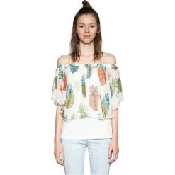 Desigual Damska bluzka Blus Estella 18SWBWBK 1000 (rozmiar M). Bluzki damskie Desigual, m, bez wzorów, bez kołnierzyka, bez rękawów. W wyprzedaży za 130,00 zł.