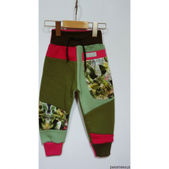 PATCH PANTS spodnie dziecięce szare 74 - 98 cm. Szare spodnie niemowlęce Pakamera, z dresówki. Za 89,00 zł.