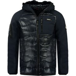 Kurtka zimowa "Denis" w kolorze granatowym. Niebieskie płaszcze męskie Geographical Norway Men, na zimę, xxl, z aplikacjami, bez kaptura. W wyprzedaży za 279,95 zł.
