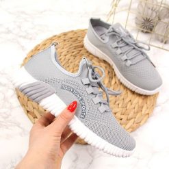 Buty sportowe damskie szare McKey - szary. Szare buty sportowe damskie Mckey, bez wzorów, sportowe. Za 79,99 zł.