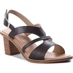 Sandały EMU AUSTRALIA - Isla W11731 Black. Czarne klapki damskie EMU Australia, bez wzorów, ze skóry, bez obcasa, na obcasie. W wyprzedaży za 279,00 zł.
