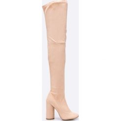 Public Desire - Kozaki Eve 1 nude su. Szare botki damskie lity marki Public Desire, z materiału, z okrągłym noskiem. W wyprzedaży za 119,90 zł.