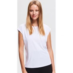 Luźny T-shirt - Kremowy. Białe t-shirty damskie marki Reserved, s. Za 49,99 zł.