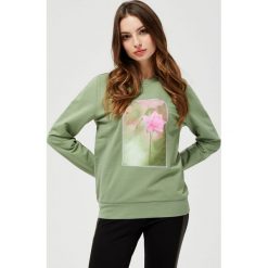 Bluza z motywem kwiatów. Bluzy damskie Moodo, xl, bez wzorów, z bawełny, bez rękawów, bez kaptura. Za 69,99 zł.