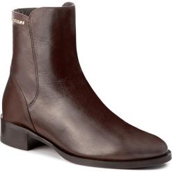 Buty zimowe damskie: Botki SOLO FEMME - 33916-02-G86/000-02-00 Brązowy