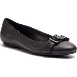 Baleriny CALVIN KLEIN - Orion E8867 Black. Czarne baleriny damskie Calvin Klein, na co dzień, bez wzorów, ze skóry ekologicznej, klasyczne, bez obcasa, bez zapięcia. Za 569,00 zł.
