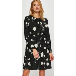 Vero Moda - Sukienka. Sukienki damskie Vero Moda. W wyprzedaży za 99,90 zł.