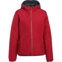 CMP FIX HOOD Kurtka przejściowa magenta. Fioletowe kurtki sportowe damskie CMP, z materiału. W wyprzedaży za 234,50 zł.