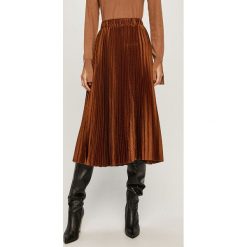 Scotch & Soda - Spódnica. Zielone spódniczki damskie Scotch & Soda, na co dzień, s, bez wzorów, z poliesteru, casualowe, z podwyższonym stanem, midi, rozkloszowane. Za 519,90 zł.