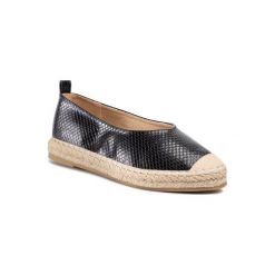 DeeZee WSS20082-03 Czarny. Czarne espadryle damskie DeeZee, bez wzorów, ze skóry ekologicznej, bez obcasa. Za 59,99 zł.