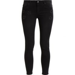NAF NAF GSTARI Jeansy Slim Fit noir. Czarne boyfriendy damskie NAF NAF. W wyprzedaży za 188,30 zł.