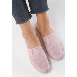 Różowe Espadryle One Moment. Różowe espadryle damskie Born2be, bez wzorów, bez obcasa, na płaskiej podeszwie. Za 39,99 zł.