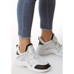 Srebrne Sneakersy Registered. Szare buty sportowe damskie Born2be, z materiału. Za 59,99 zł.